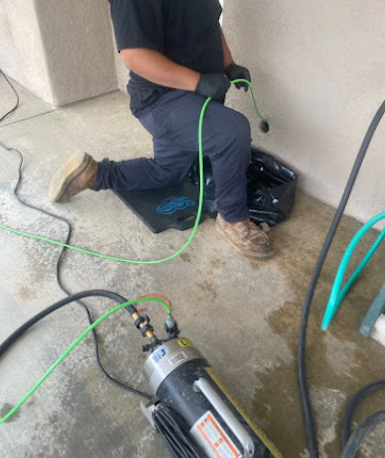 Skilled technician from Sweetwater Plumbing