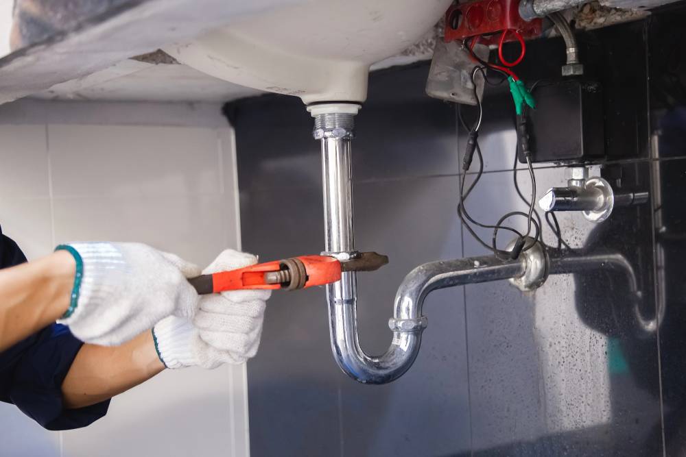 9 Winter Plumbing Problems Every California Homeowner Should Watch For